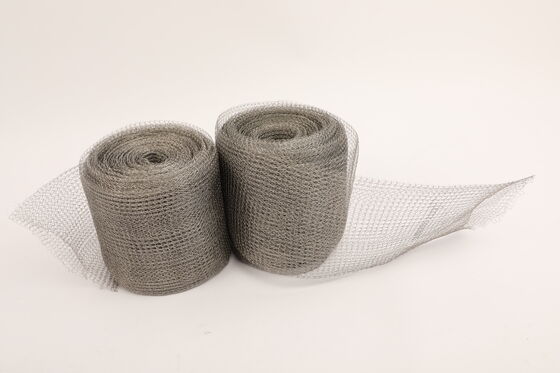 Anti Clogging Feature Interwoven Knitted Wire Flat Or Rolled Type