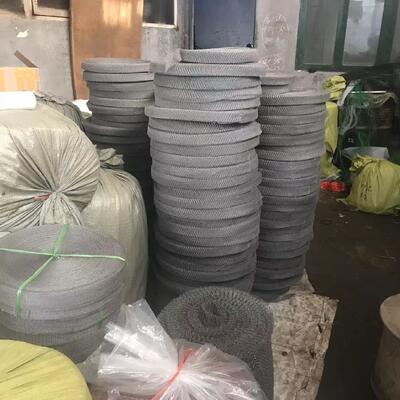 Customizable Weave Density Knitted Metal Mesh Easy To Cut & Shape
