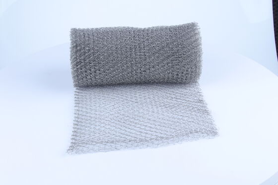 Flat Or Rolled Type Knitted Wire Mesh Strong Shock Resistance