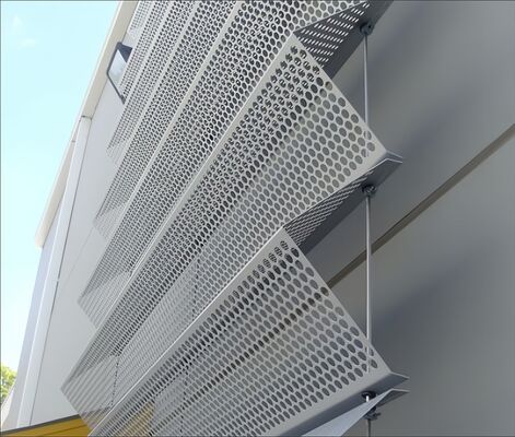Schermi in metallo perforato con design a fori multipli adatti per griglia di ventilazione