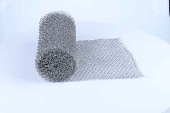 High Purity Filtration Output Knitted Wire Mesh Good Air Permeability